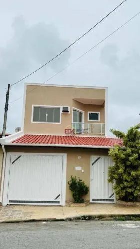 Sobrado com 4 dormitórios à venda, 220 m² por R$ 470.000,00 - Roseira - Roseira/SP