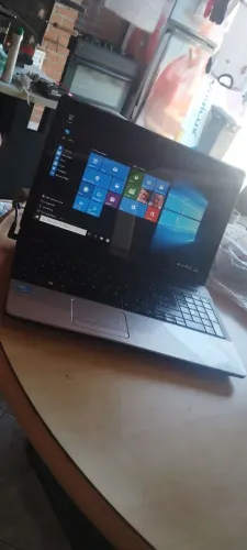 Notebook ACER dual em estado de novo 