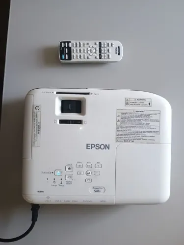 projetor Epson PowerLite S41+