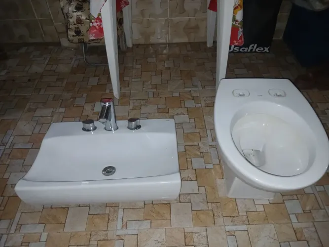 Vendo pia é vazo usado excelente