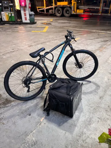 Vende-se bicicleta aro 29 quadro 19