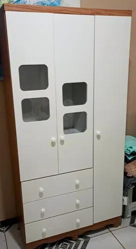 Guarda roupa Infantil