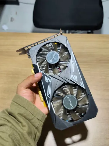 Placa de vídeo GTX 1650 Galax 4gb
