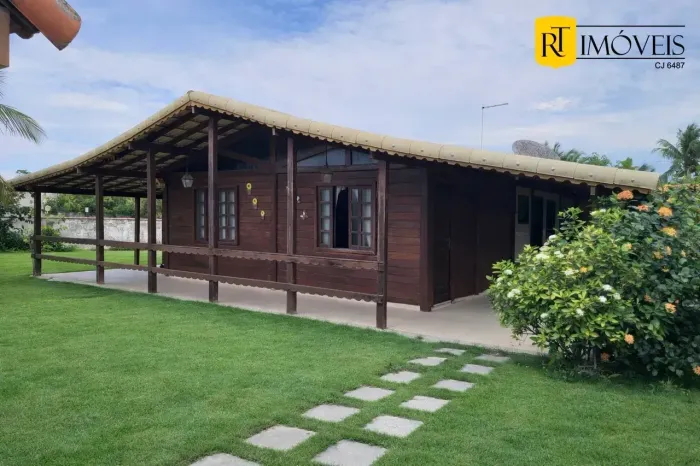 Casa de madeira com 2 quartos a venda em Praia Seca - Araruama/RJ