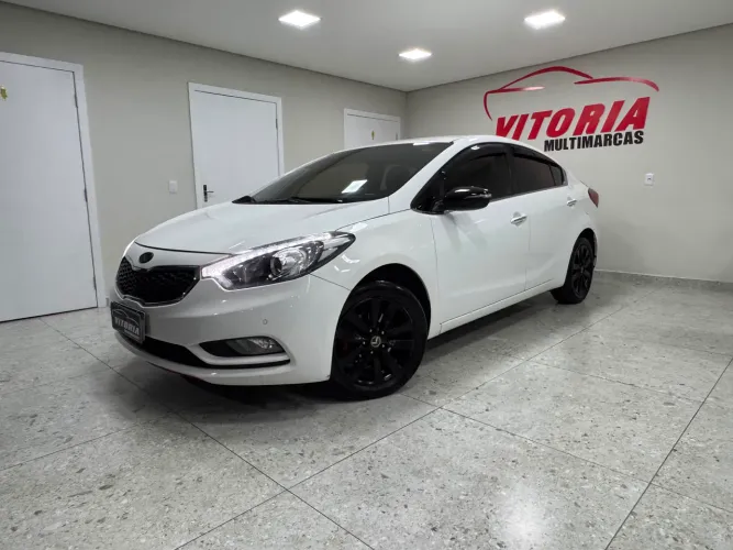 Kia Motors Cerato 1.6 16V Flex Aut. 2014