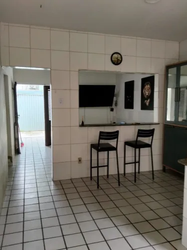 Alugo casa bem localizada na JATIÚCA