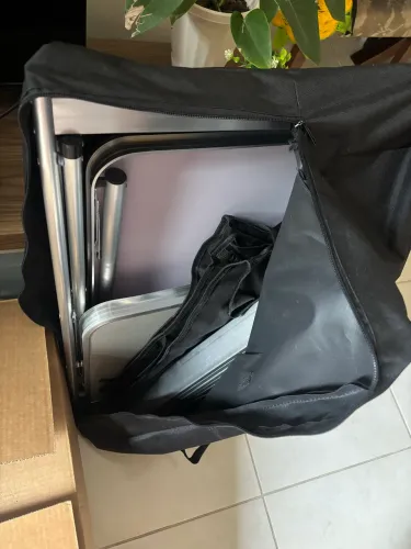 NTK, mesa com armário para acampamento