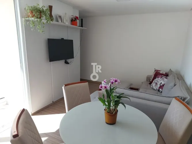 Apartamento 77 m², 3 quarto, sendo uma suíte à venda no condomínio Myria- Engordadouro - J