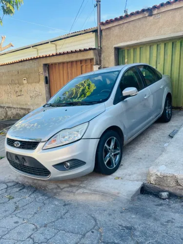 Ford Focus Sedan 2.0 16v/2.0 16V Flex 4P 2013