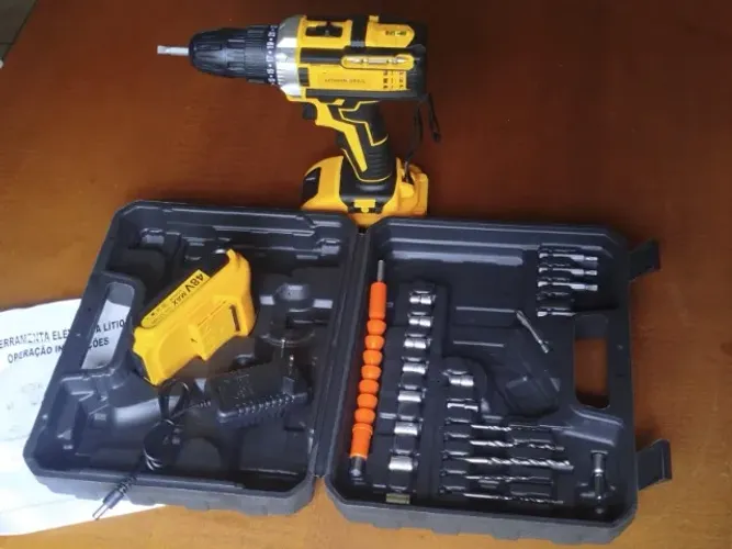 ? Parafusadeira e Furadeira Sem Fio Bivolt - Kit Completo com 2 Baterias e Maleta ?