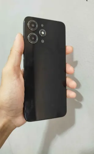 Redmi 12 256GB 8+4GB ram