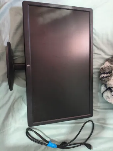 Vendo monitor gamer 21" 75 hz 1 ms hdmi 3 tech.