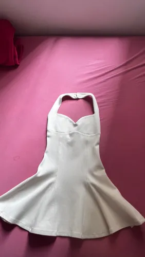 Vestido zara curto off white M