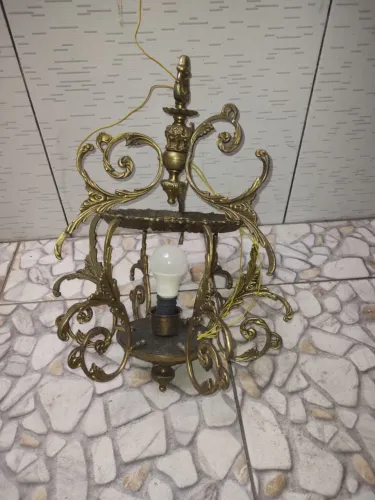 Lustre Raríssimo de Latão 