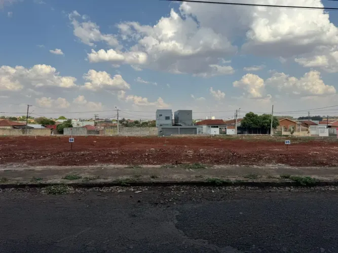 Terreno Jardim Vitória - Comercial ou Residencial