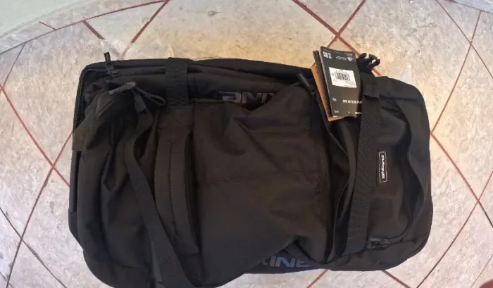Mala De Viagem Dakine Split Roller 85L Preta - Nova Com Etiqueta
