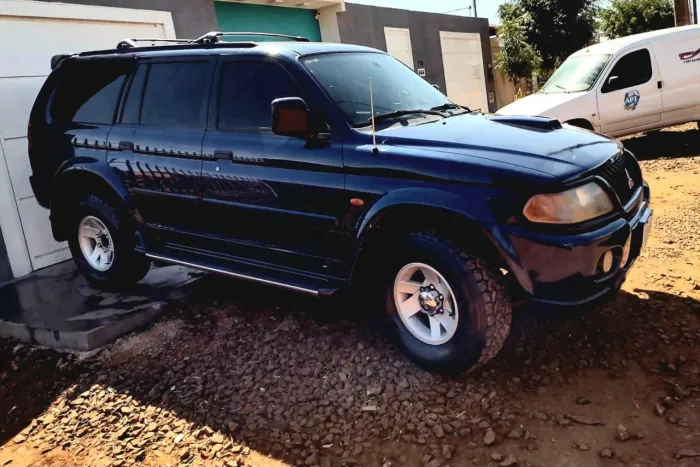 Mitsubishi Pajero GLS 2.8 Diesel Turbo Aut. 2001