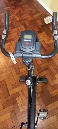Bicicleta ergométrica WCTFITNESS 