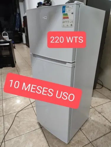 GELADEIRA 10 MESES USO