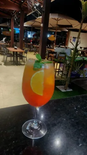 RESTAURANTE em Guaribas, Eusébio, 572 m2