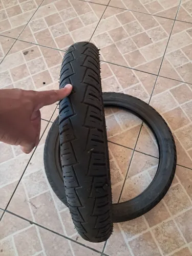 Pneus para factor