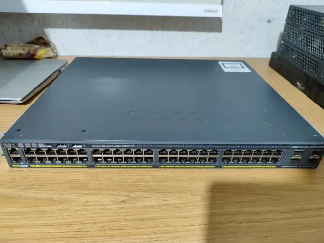 Switch Cisco Catalyst 2960X 48 Portas PoE+ 370W WS-C2960X-48LPS-L (Usado)