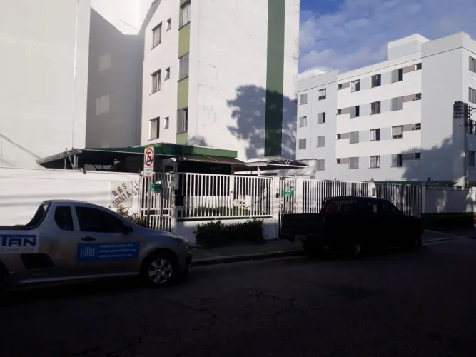 Apartamento para alugar na Vila Arens com 60 m² e 2 dormitórios/quartos disponíveis.