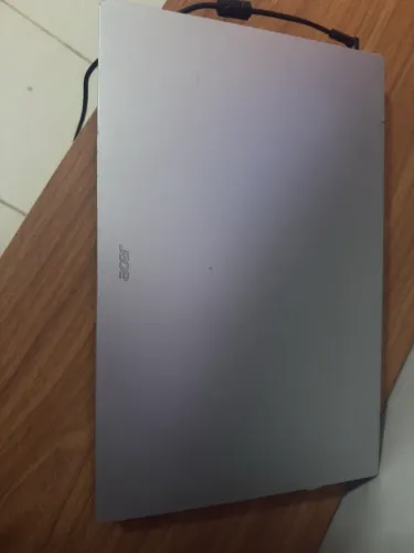 Notebook Acer R3 8gb de Ram 512 SSD excelente estado, bateria ok.
