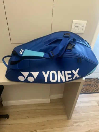 Raqueteira Yonex X9