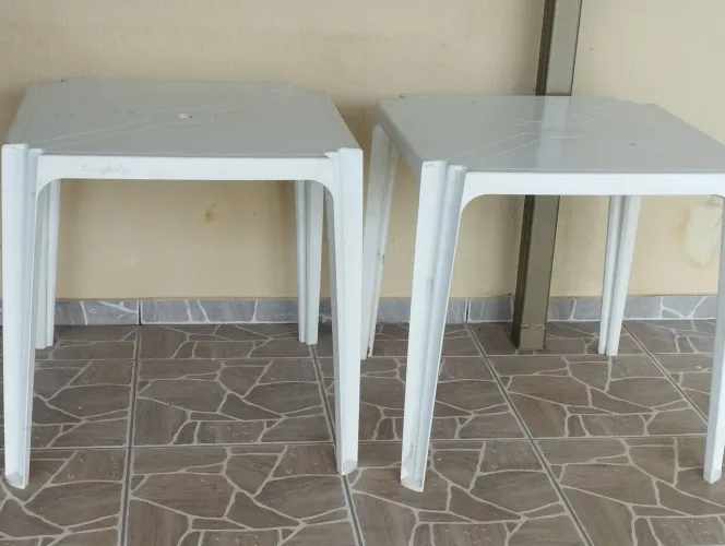 Mesa de plástico