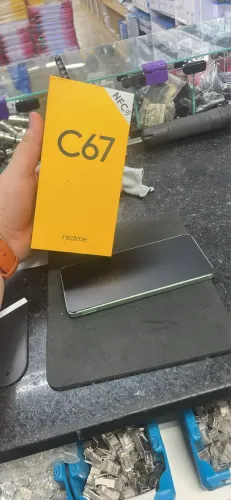 Realme c67 único dono com caixa
