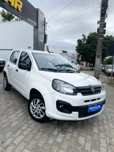 Fiat Uno Attractive 1.0 Flex 6V 5P 2017