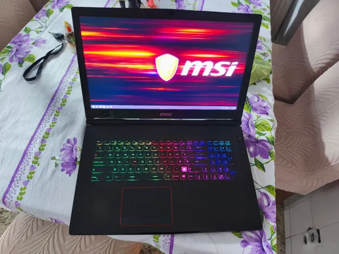 NOTEBOOK GAMER MSI GE73 Raider RGB 8RF - Tela 17.3" 