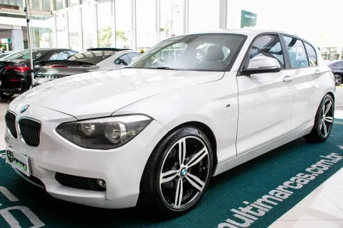BMW 116IA 1.6 TB 16V 136cv 5P 2013