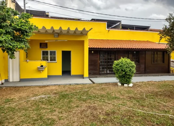 Casa térrea para aluguel com 70 m² e 2 quartos no Parque Anchieta - Rio de Janeiro - RJ