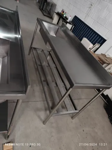 PIA DE INOX 1,10 X 0,60 X 0,90, BOJO 50X40X25CM, PRATELEIRA LISA/GRADEADA WS