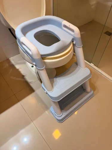 Redutor De Assento Infantil Com Escada
