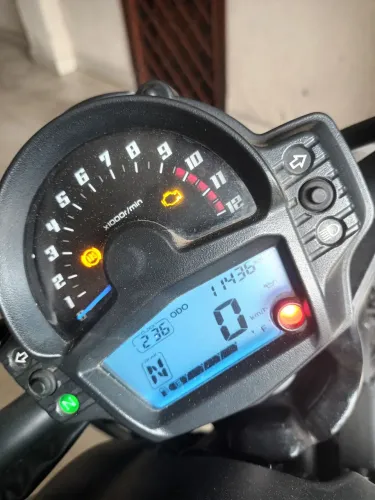 Vendo uma moto estado de zero