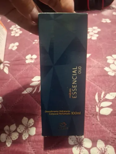 Essencial oud