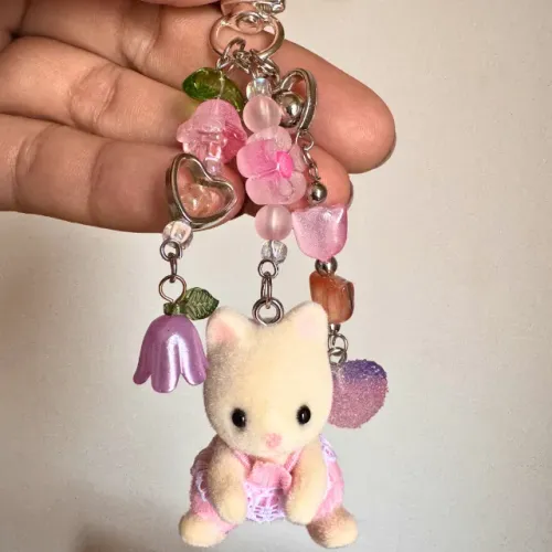 Chaveiro Artesanal Bebê Gato de Seda Sylvanian Families
