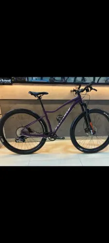 Bicicleta Specialized JETT aro 29