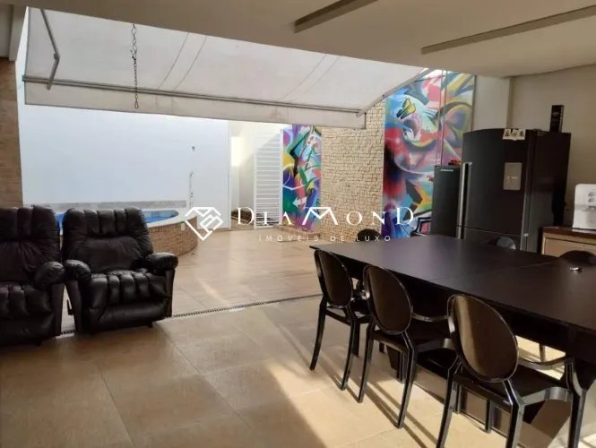 Casa em condomínio à venda, 3 quartos, 1 suíte, 2 vagas, Aclimação - Uberlândia/MG
