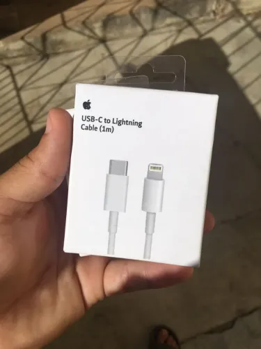 Cabos iPhone USB-C TO Lightning (1metro)