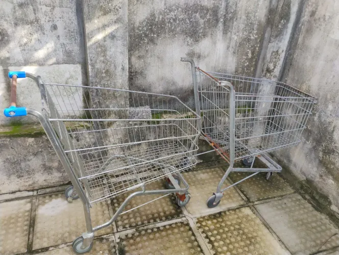 Carrinho de comoras