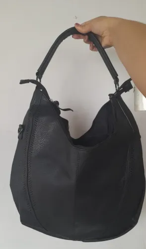 Bolsas novas ,em couro tratado