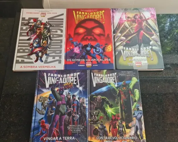 Fabulosos Vingadores Panini (capa dura)