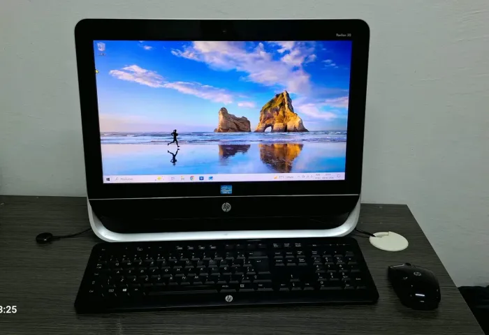 HP Pavilion All-in-One 20" - Excelente Estado | Windows 10 Original