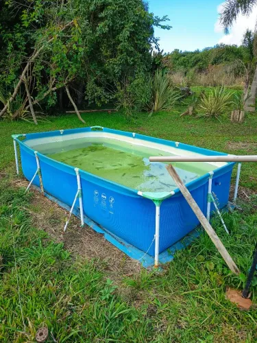 Doa-se piscina 3000 litros