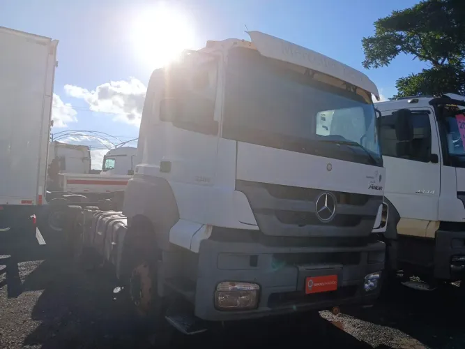 Mercedes-Benz Axor 3344 S/33 6X4E5 2019/2019 Vamos Seminovos Regente Feijó