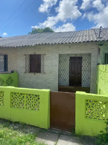 Casa Arruda, 2 quartos, 1.100 reais.
